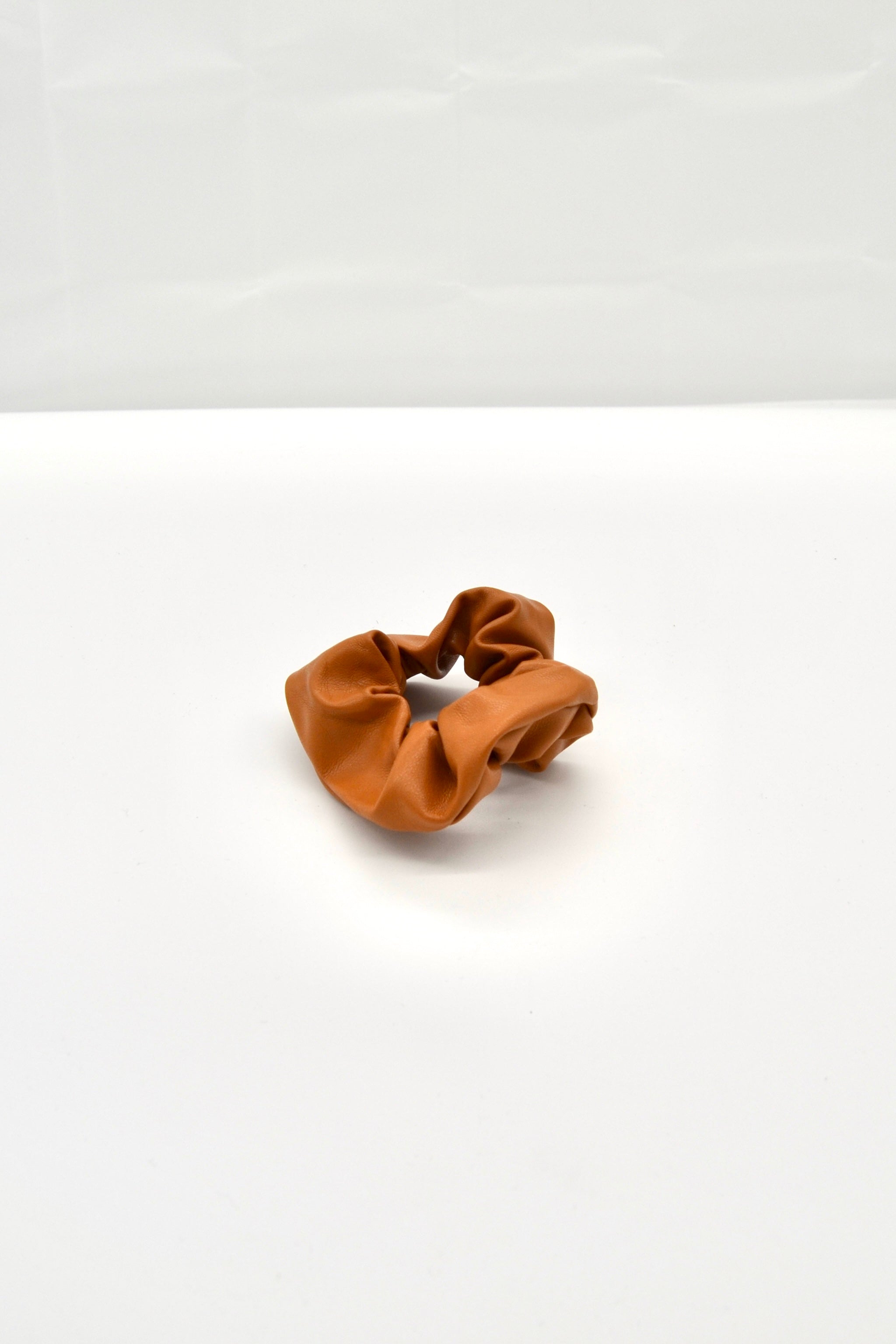 Vegan Leather Scrunchie - Toffe