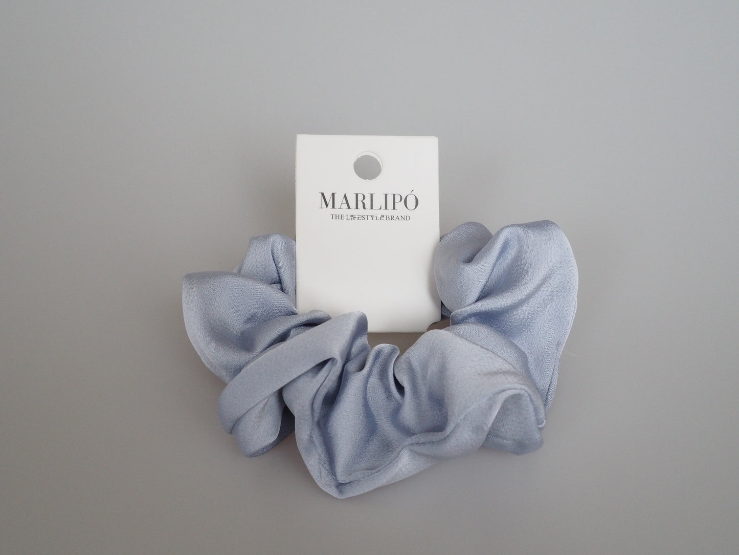 Big Scrunchie - Haargummi aus Seide "Soft Blue"
